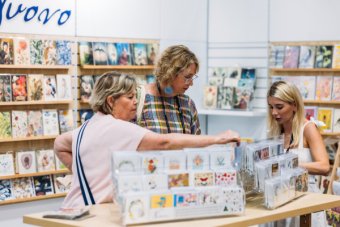 Discover giftware, souvenirs and packaging